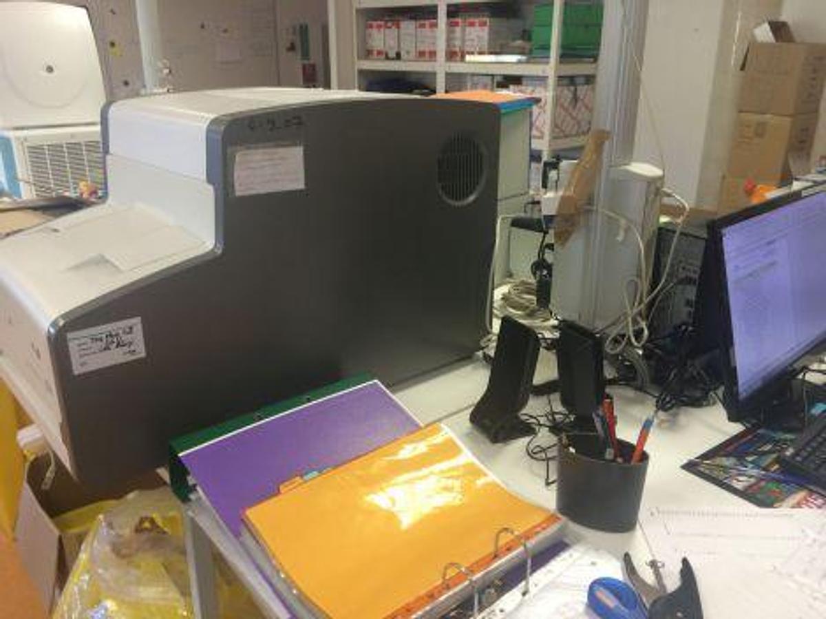 Gebraucht ROCHE TAQMAN 48 Thermal Cycler