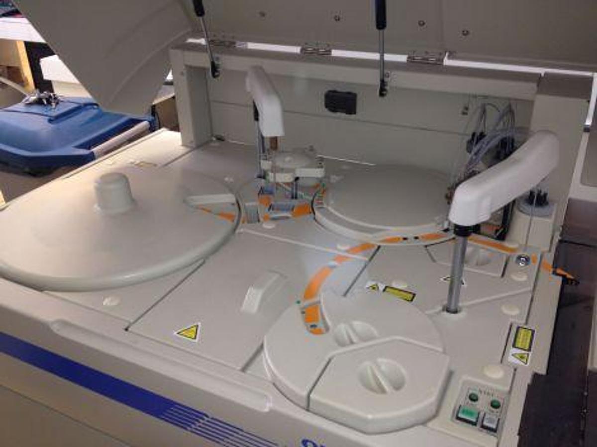 Gebraucht OLYMPUS Au400 Chemistry Analyzer