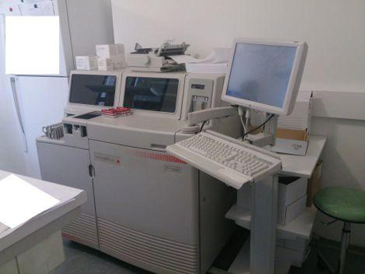 D'occasion A Vendre ORTHO-CLINICAL DIAGNOSTICS VITROS 350 Chemistry Analyzer