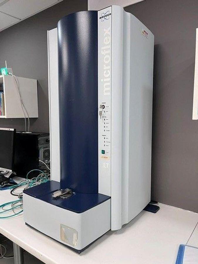 Usado BRUKER Microflex Espectrometro de masas