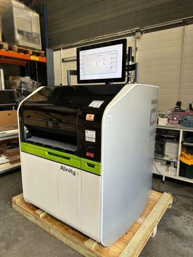 Usado ABBOTT Alinity C Chemistry Analyzer