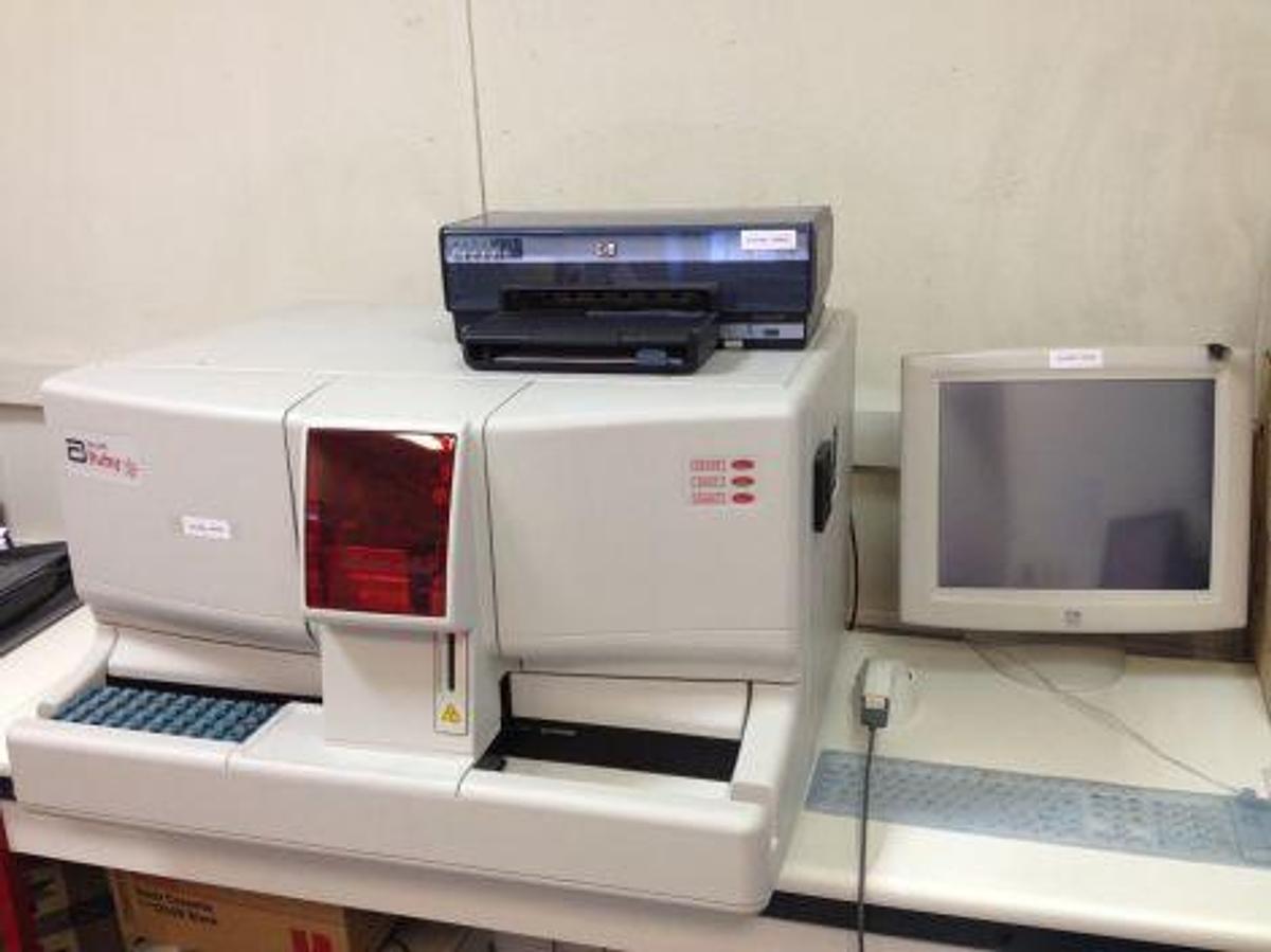 Usado ABBOTT LABS Cell Dyn Ruby Hematology Analyzer