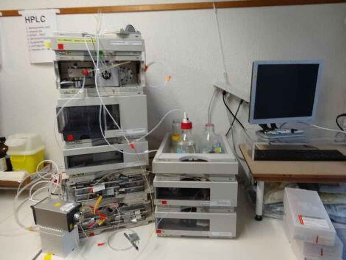 D'occasion AGILENT/HP HPLC 1100 chromatographe en gaz