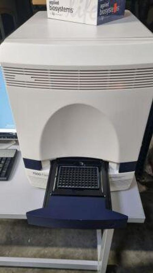 Usado APPLIED BIOSYSTEMS 7500 Fast Dx Thermal Cycler