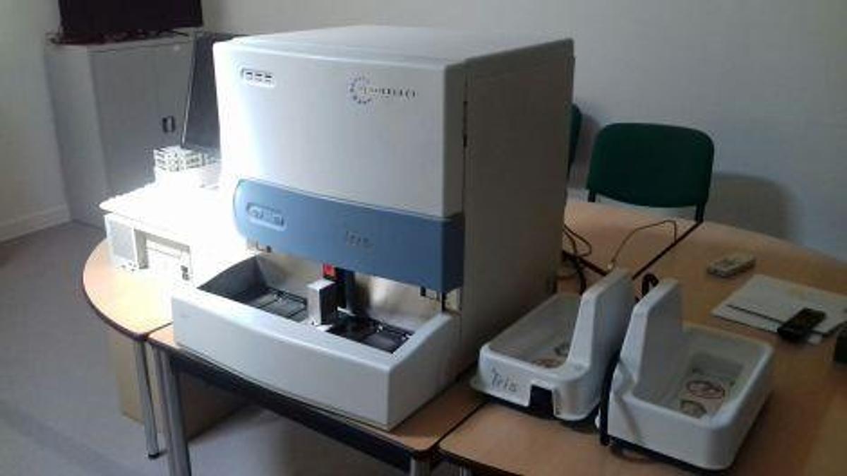 Usado Analizador de orina IRIS Select
