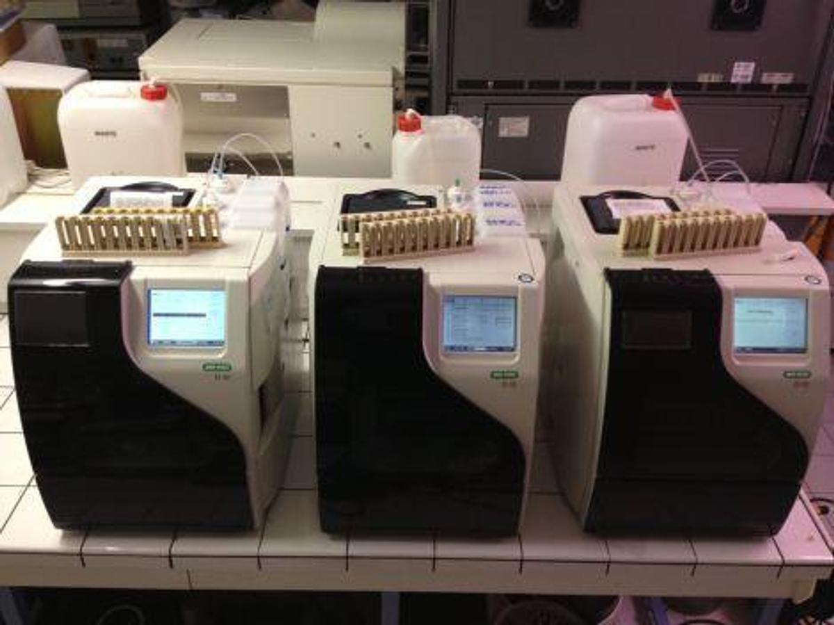 Usado A la venta BIO-RAD D10 Hemoglobinometer
