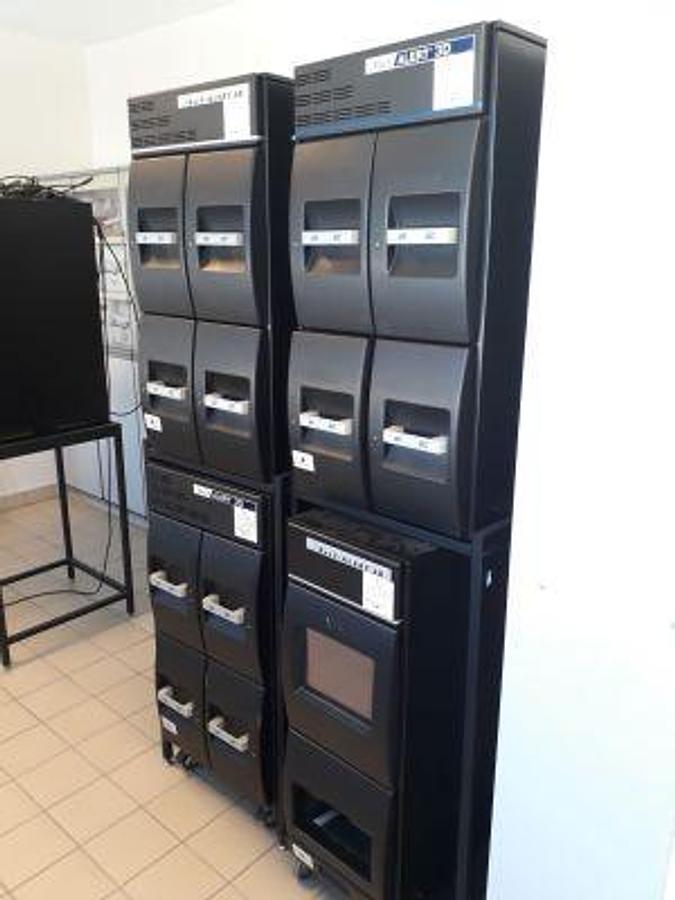 Usado BIOMERIEUX BACT ALERT units