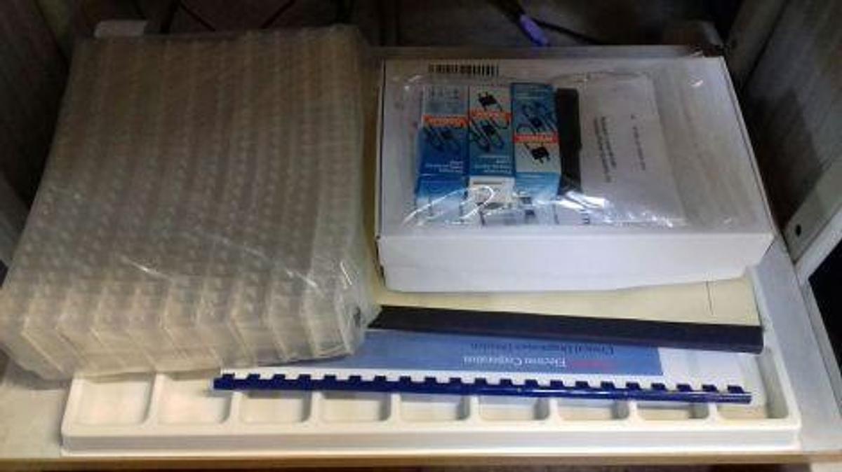 Gebraucht THERMO KONELAB 60i Chemistry Analyzer