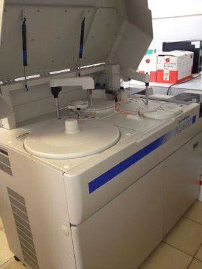 Gebraucht <span>À vendre</span> OLYMPUS Au400 Chemistry Analyzer