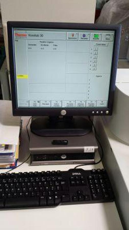 Gebraucht <span>À vendre</span> THERMO KONELAB 30 Chemistry Analyzer