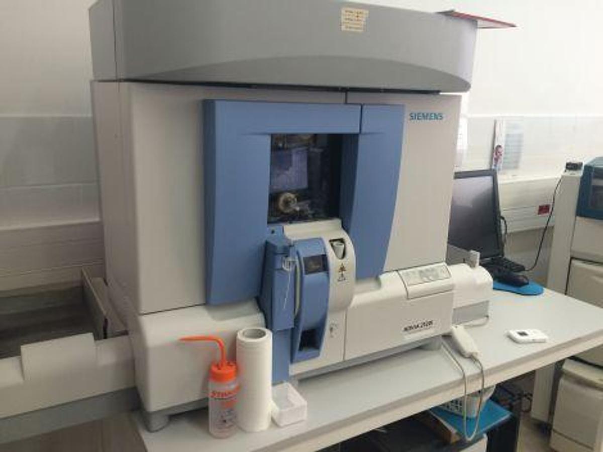 Usado SIEMENS ADVIA 2120i Analizador de hematología