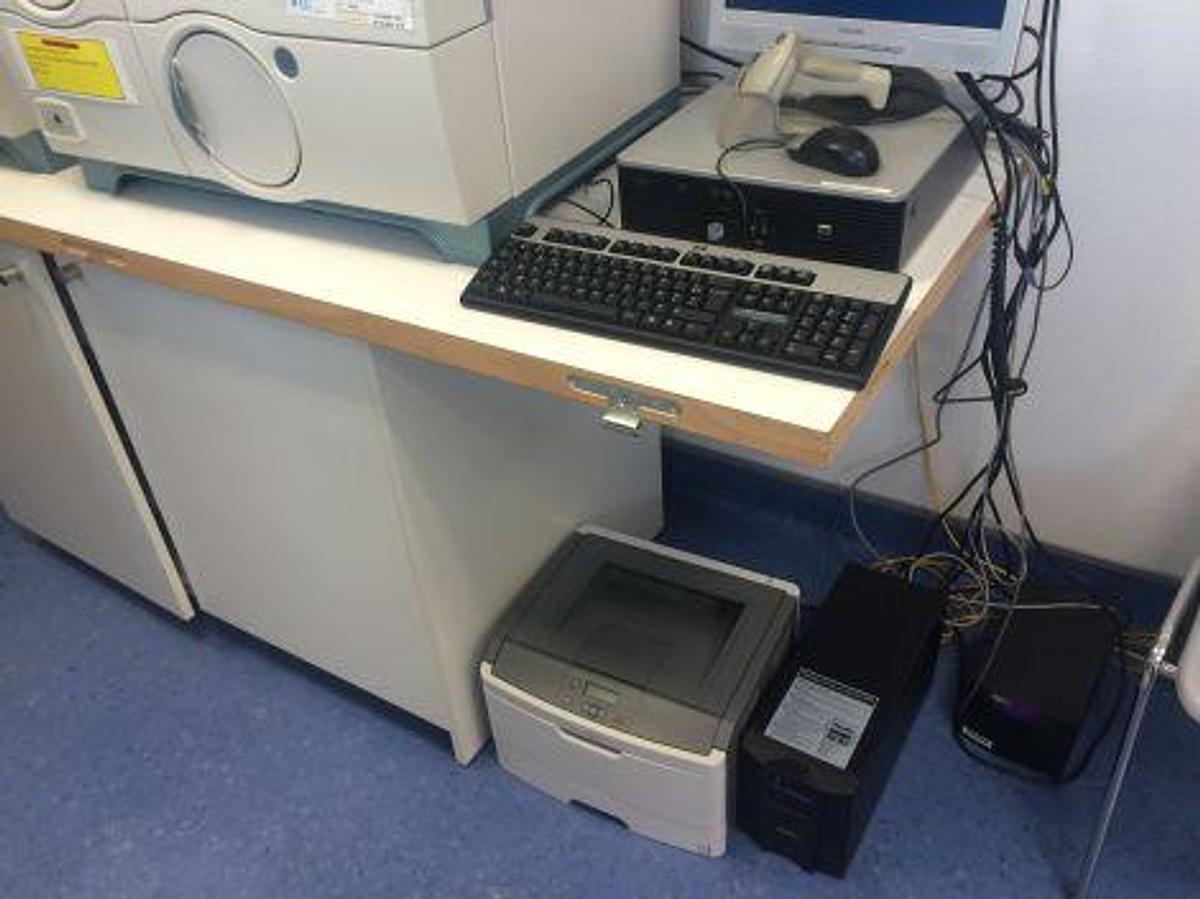 Gebraucht <span>À vendre</span> BIOMERIEUX Vitek 2 Compact Unit