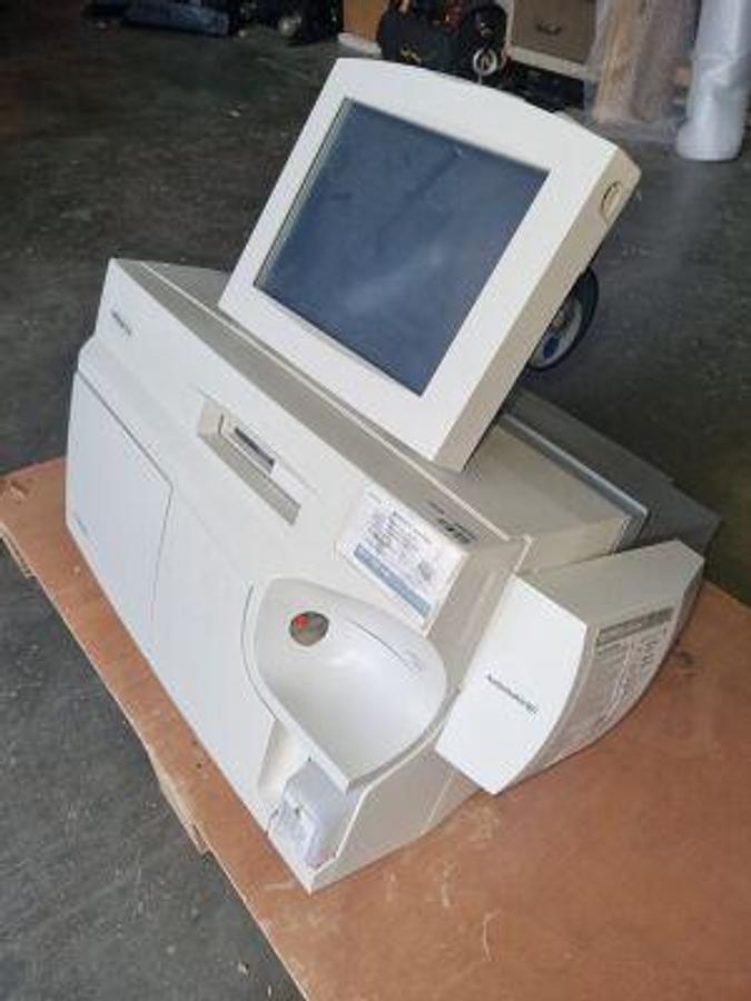 Usado En venta SIEMENS RAPIDLAB 1245 Blood Gas Analyzer