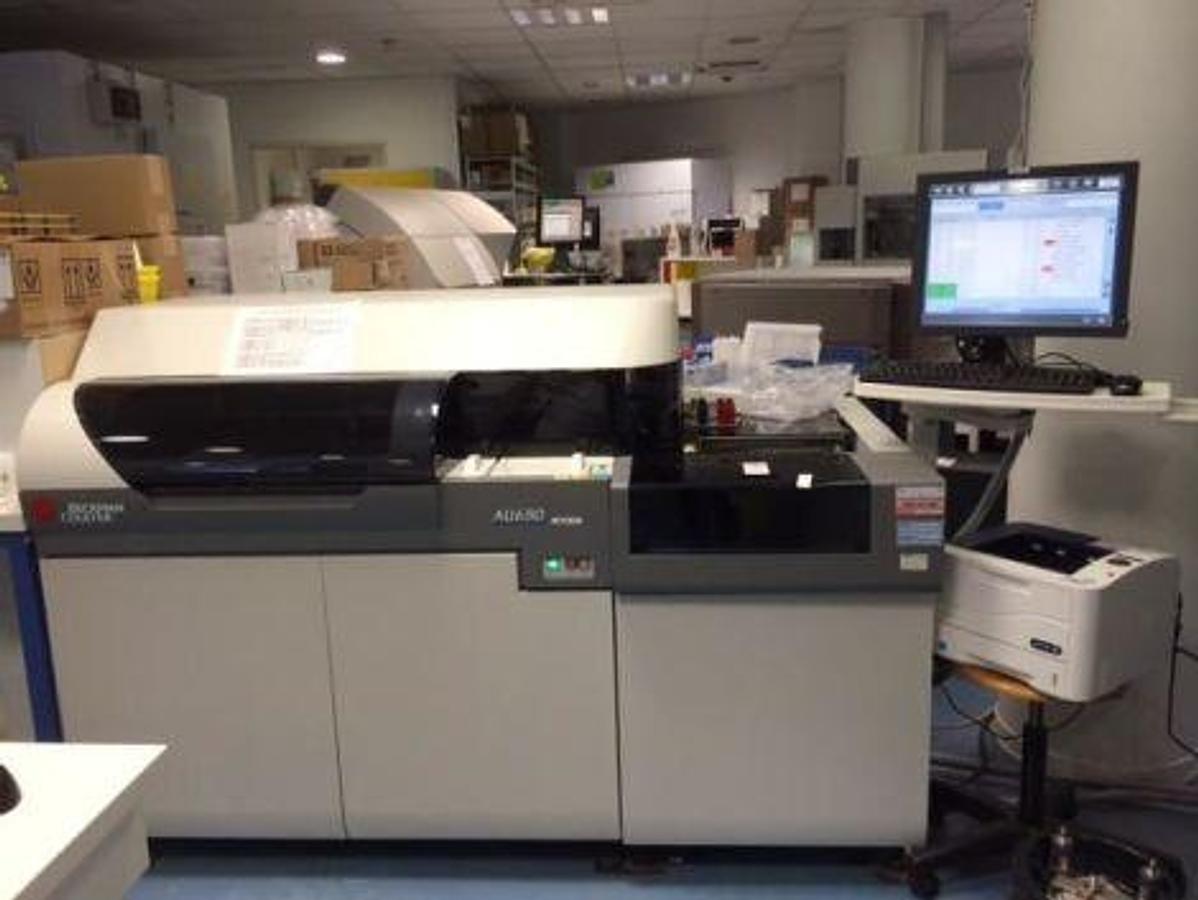 Used For Sale BECKMAN COULTER OLYMPUS AU-680 Chemistry Analyzer