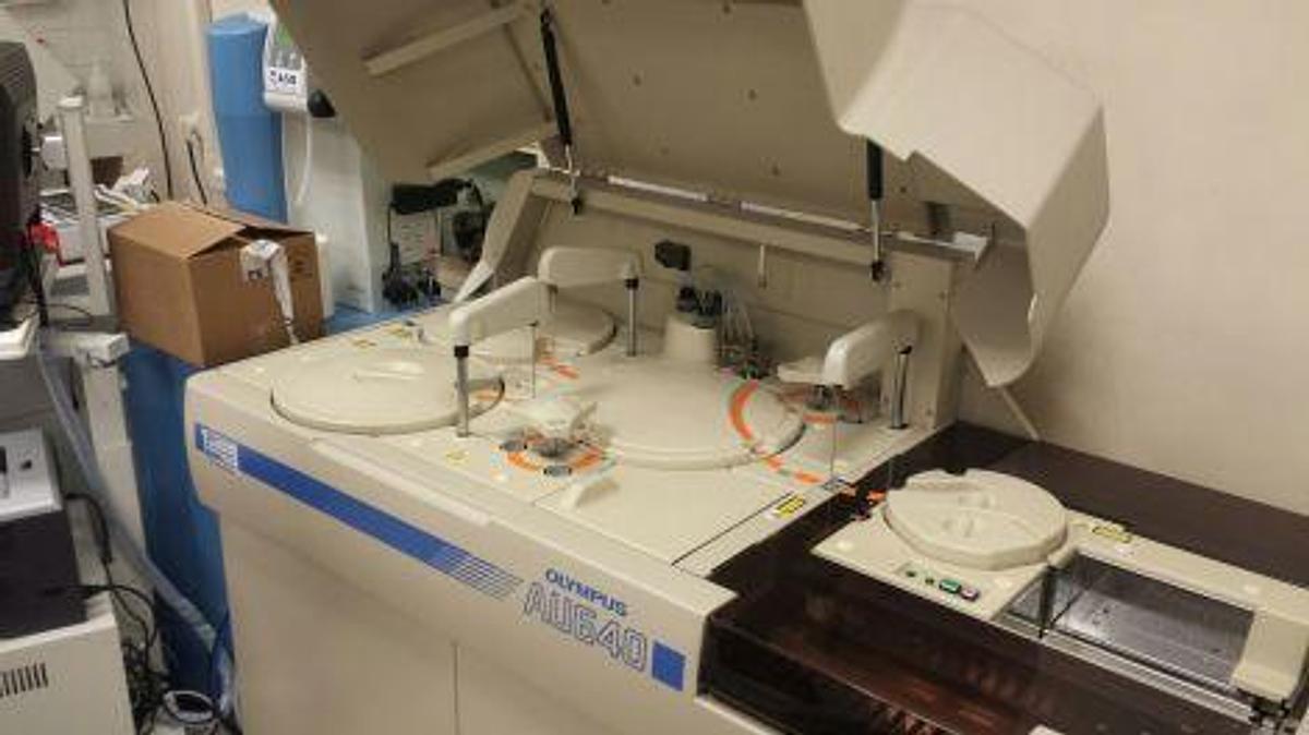 Gebraucht BECKMAN COULTER OLYMPUS AU-640 Chemistry Analyzer