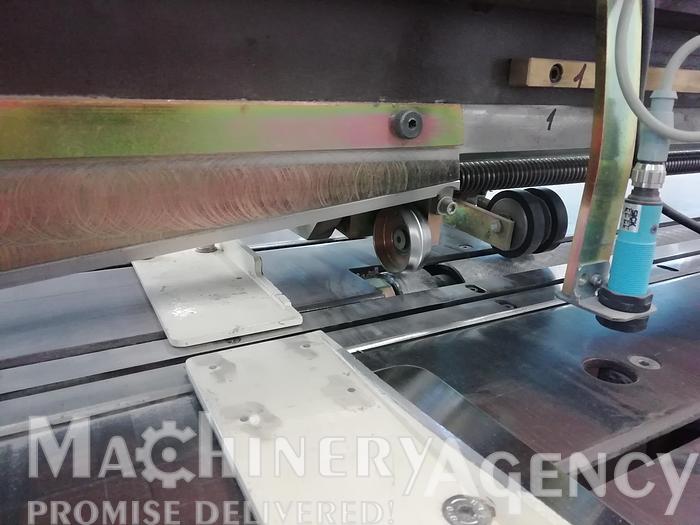 Used AUTOBOX HIPAK 2600 BOXMAKER