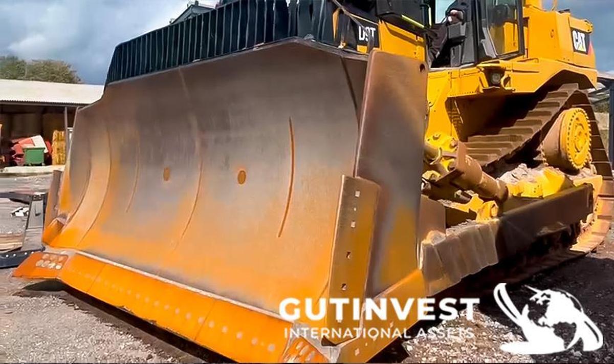 Used BULLDOZER