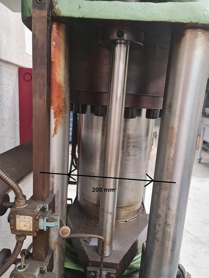 Used 7 - Hot plate press for rubber