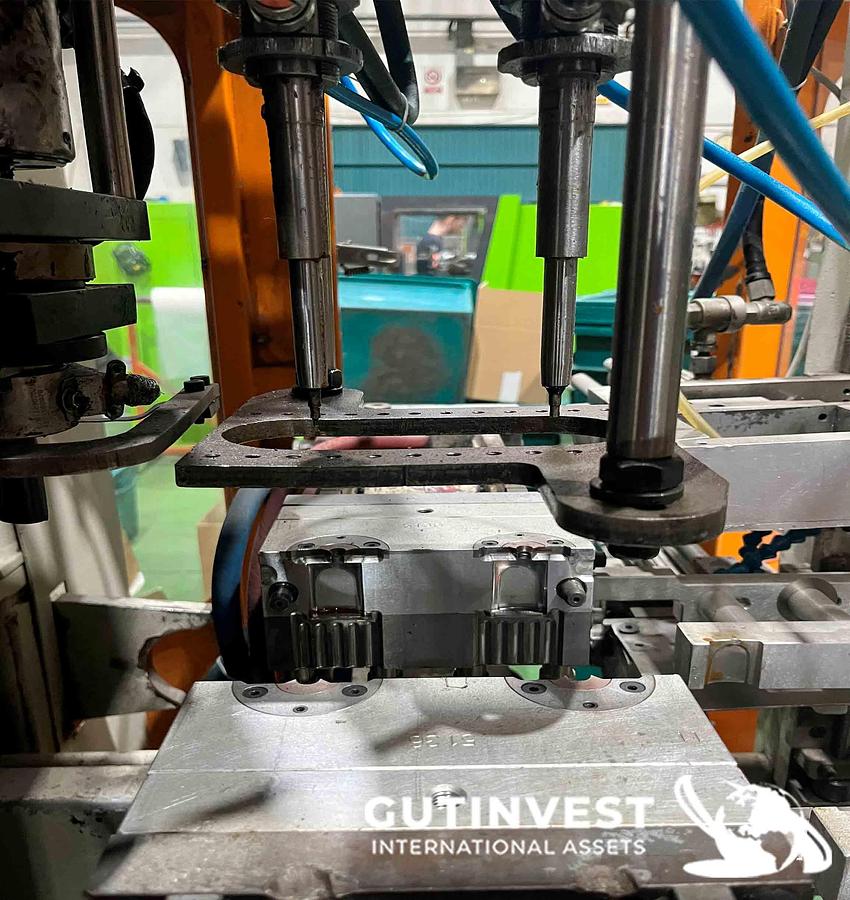 Used PE Blow Molding Extrusion Machine