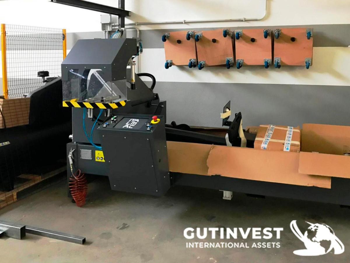 Usado Tronzadora doble cabezal cnc