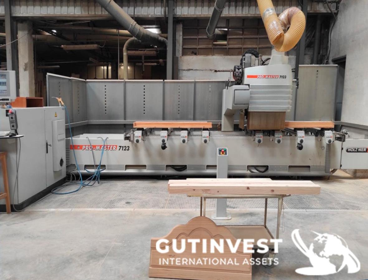 Used CNC machining center for wood