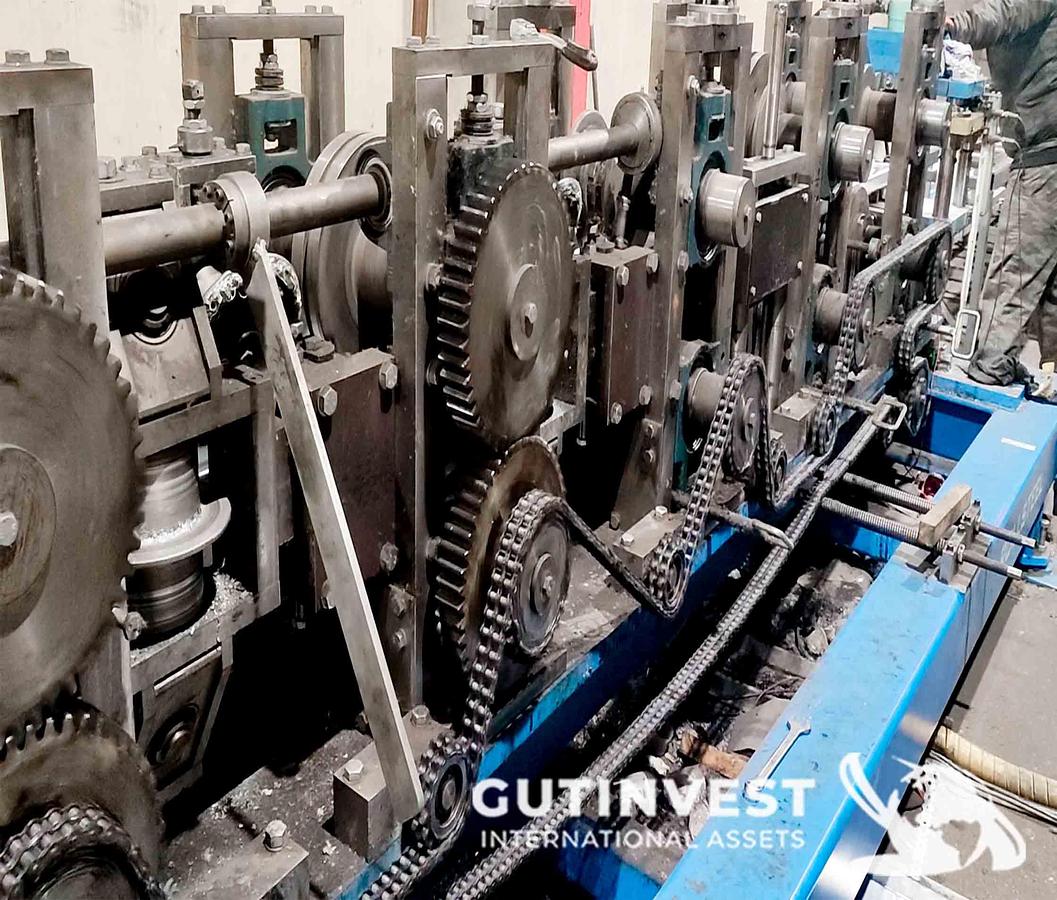 Used Metal Roll forming machine for C Z profiles