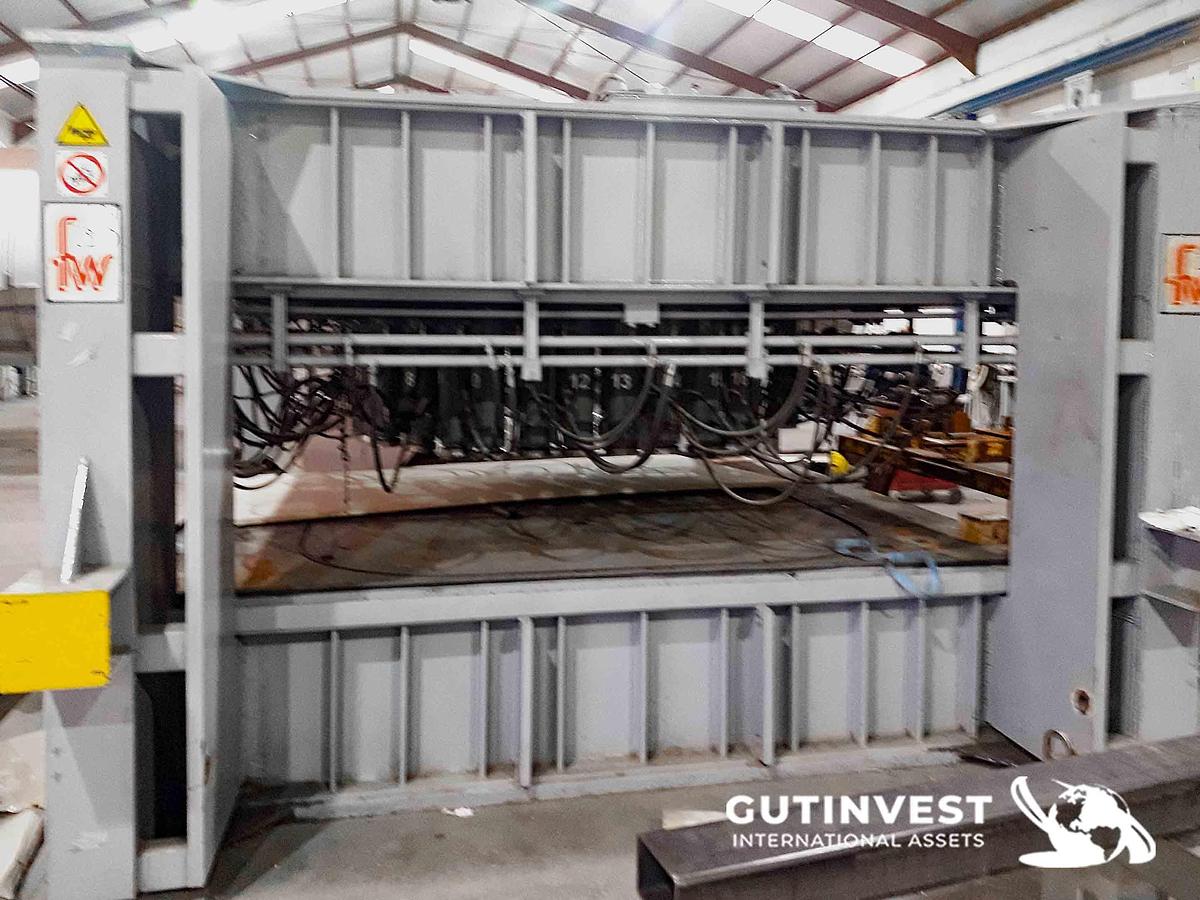 Used 1 - Hydraulic press for hydroforming