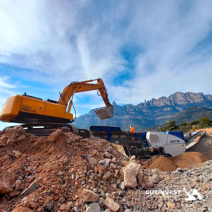 Used 1 - Crawler excavator