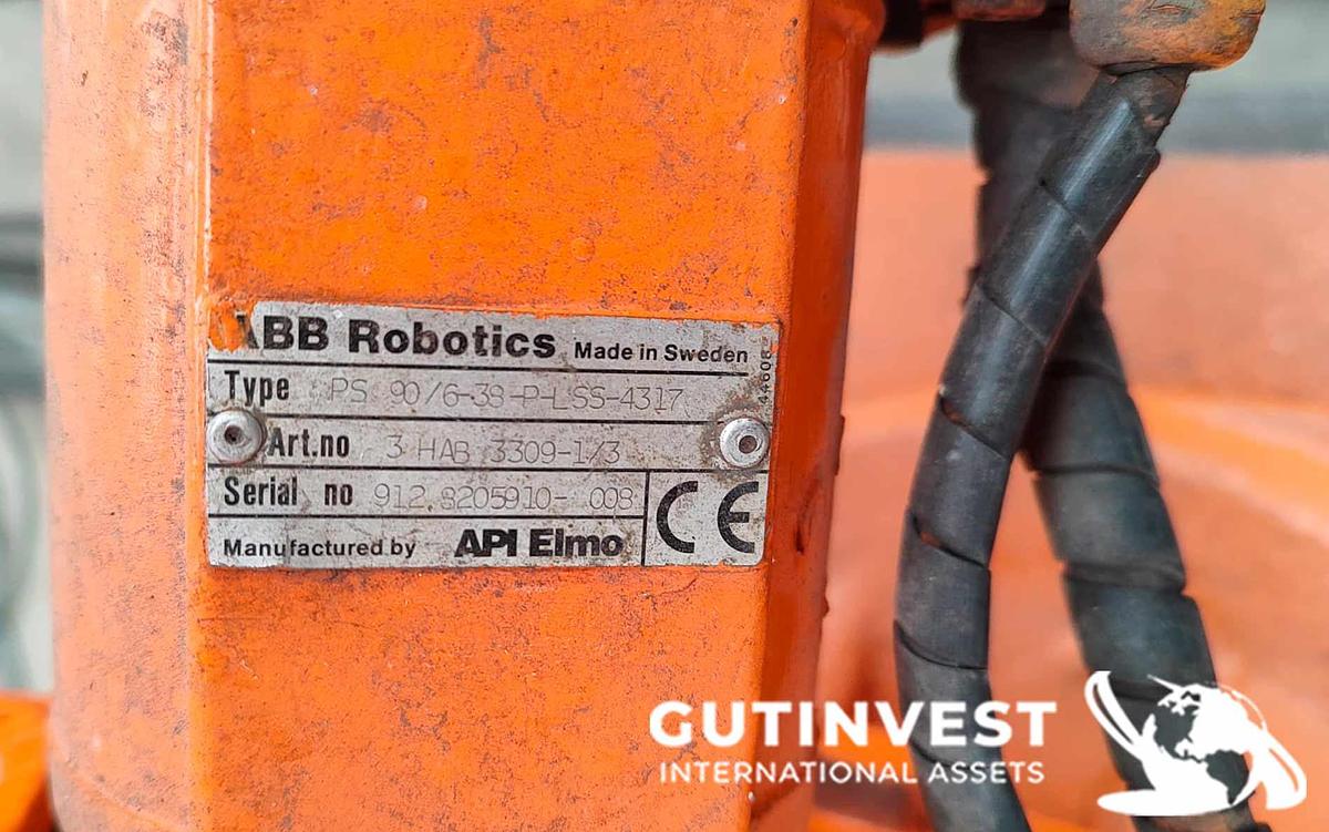 Usado Robot de soldadura con soporte