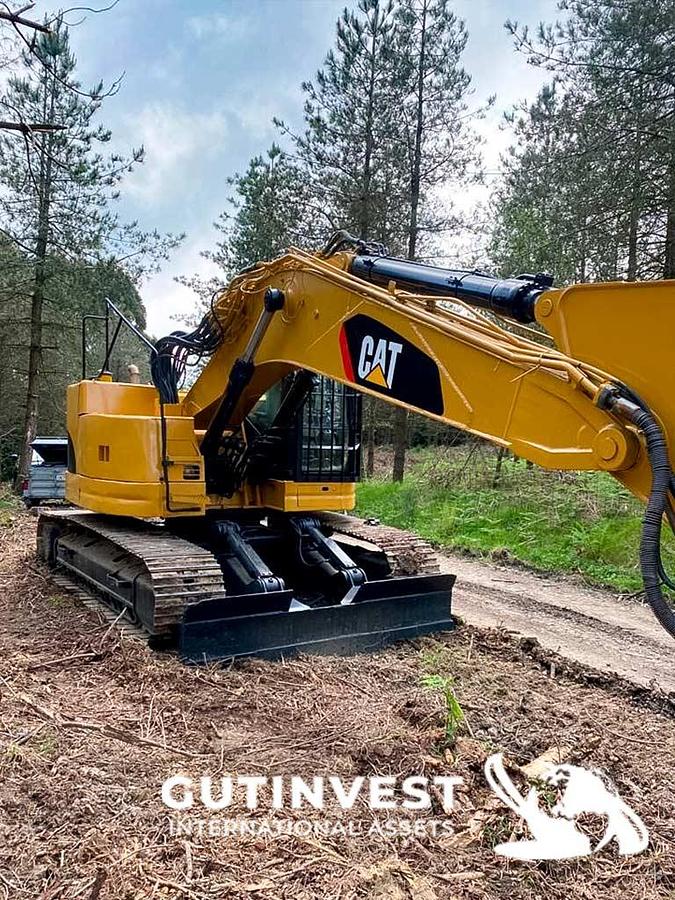 Used 1 - Crawler excavator