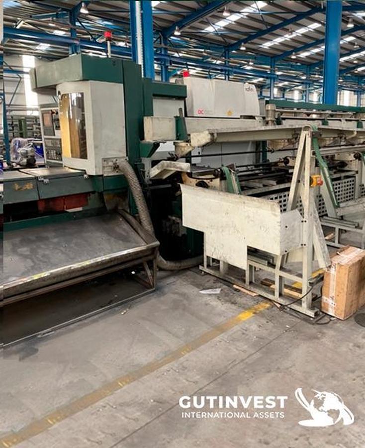 Usado 1 - Máquina de corte por láser de tubo CNC