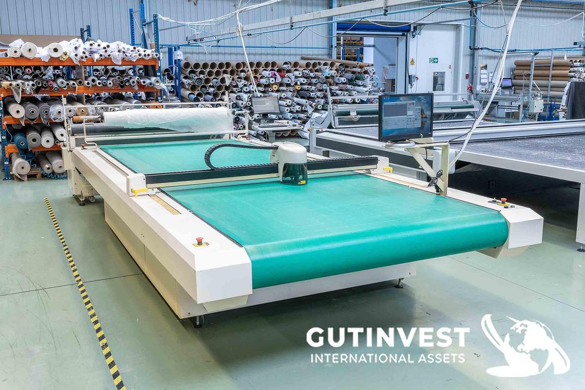 Usado 1 - Mesa de corte automático - sector textil