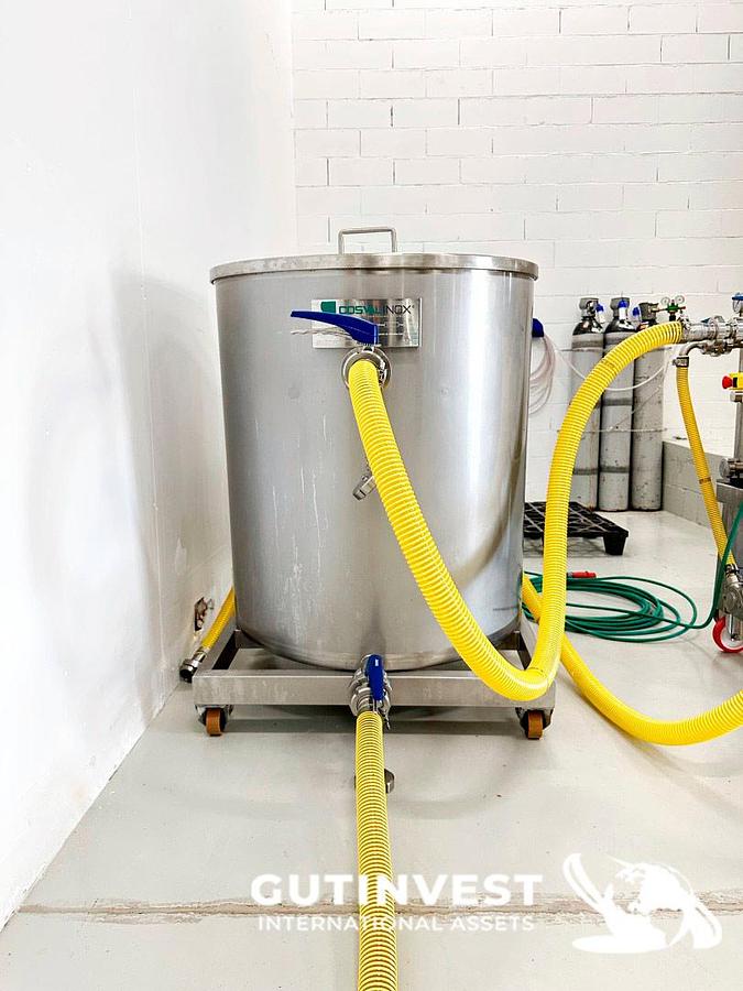 Used 1 - Complete lot of machinery for olive oil packaging