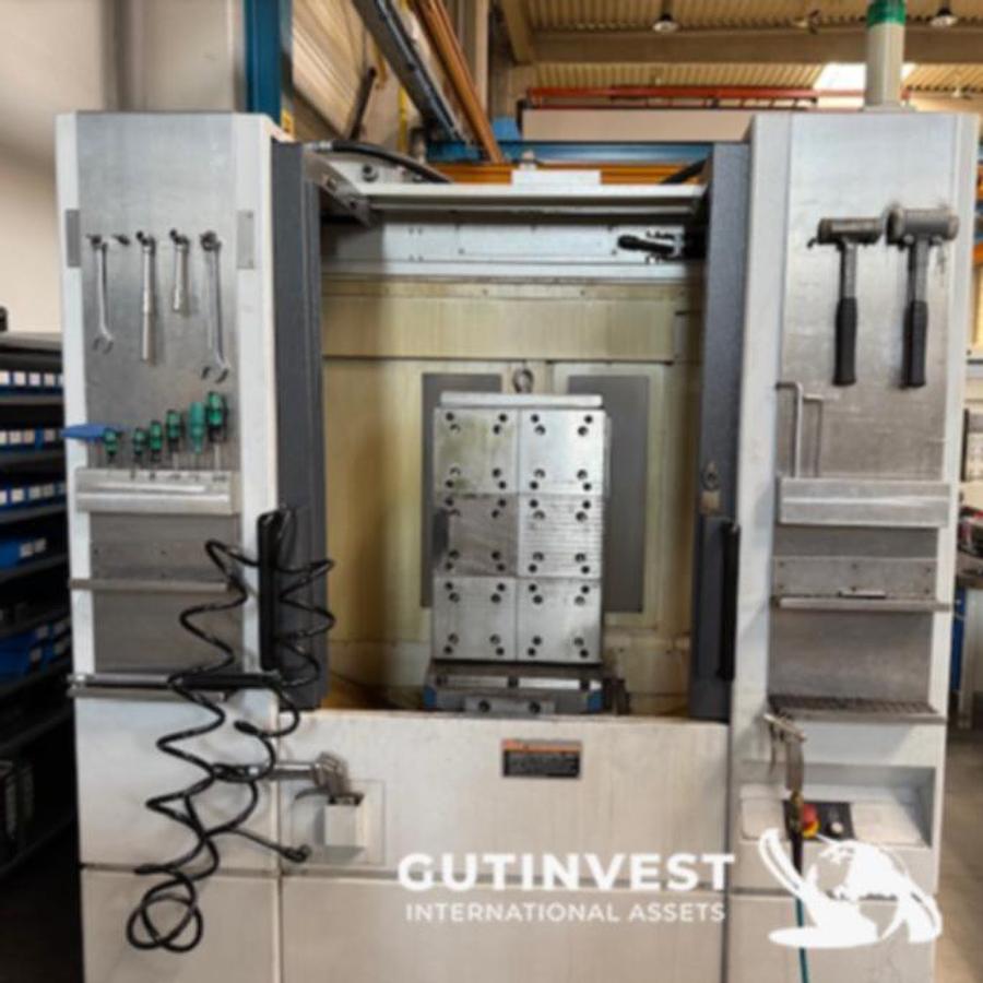 Used CNC Horizontal Machining Center - 4 Axes