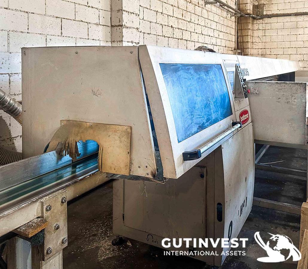Used Wood cutting sawing machine