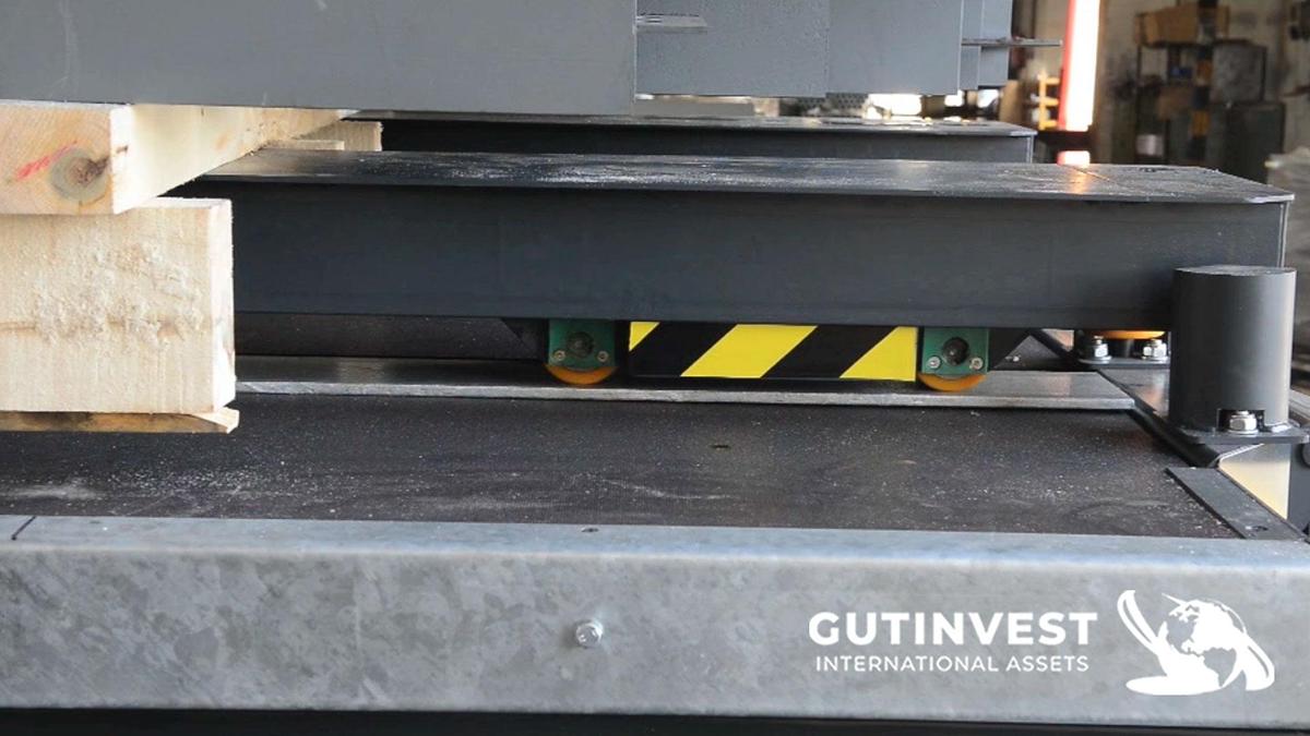 Used 1 - Loading and unloading platform with weighing