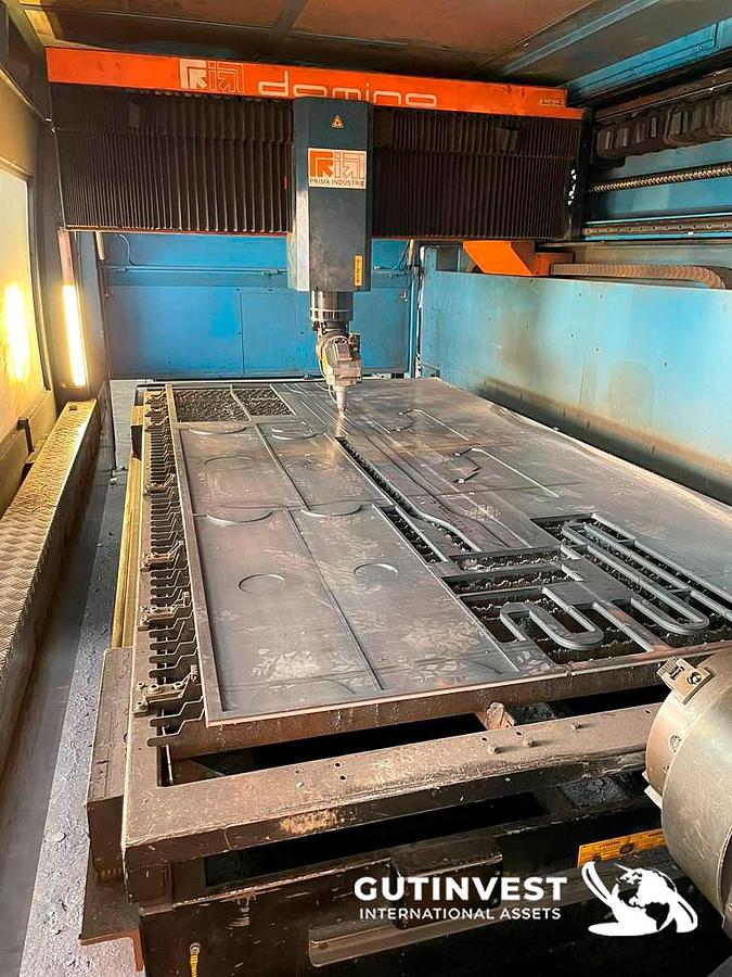 Used 1 - 3D laser cutting machine