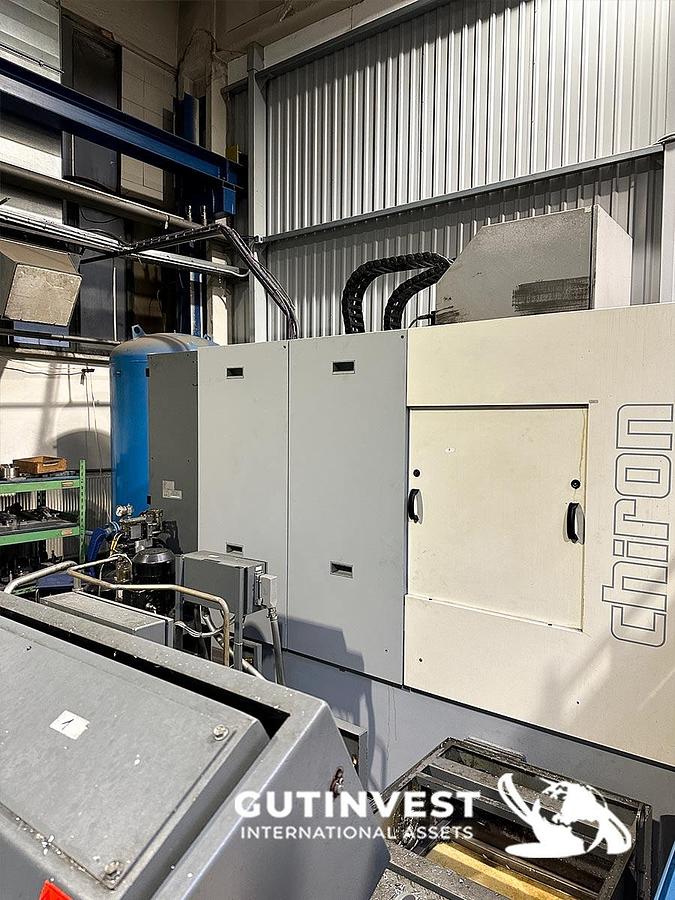 Usado 1 - Centro mecanizado vertical CNC