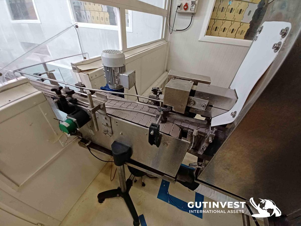 Used 14 - Shrinking machine