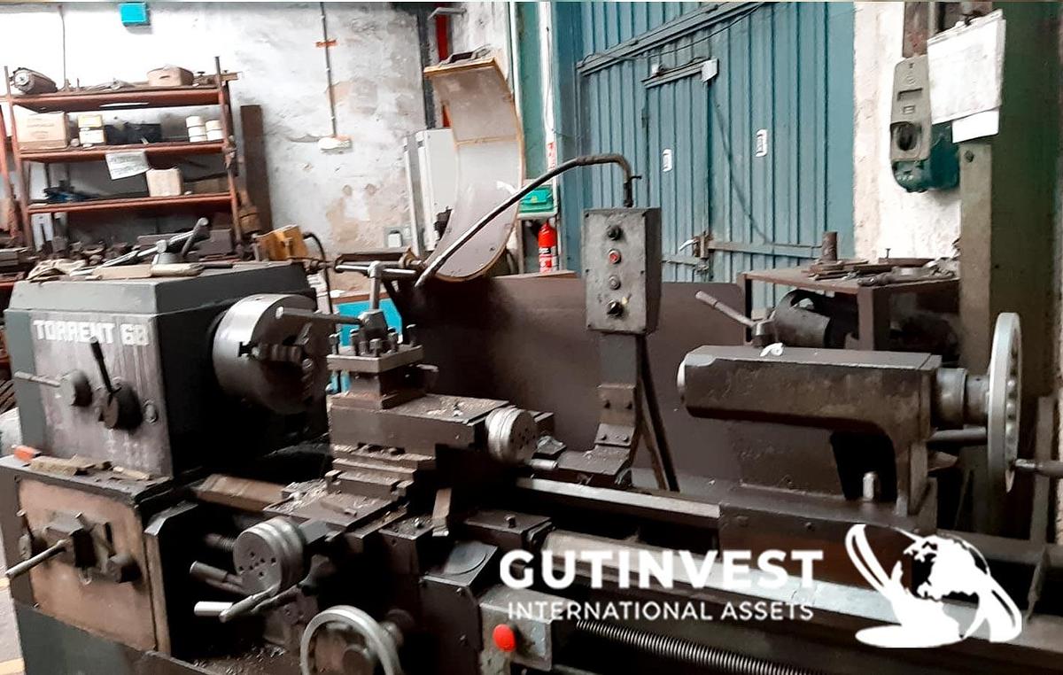 Used 2 - Lathe for metal