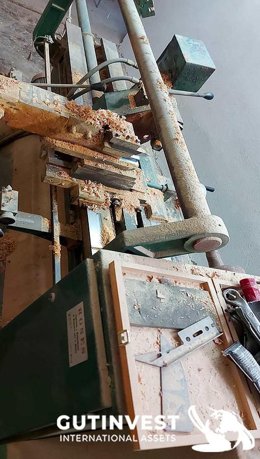 Used 1 - Lathe for woodworking