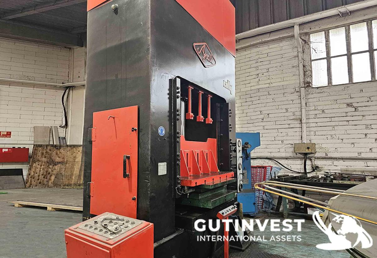 Used 2 - Hydraulic press - 160Tn