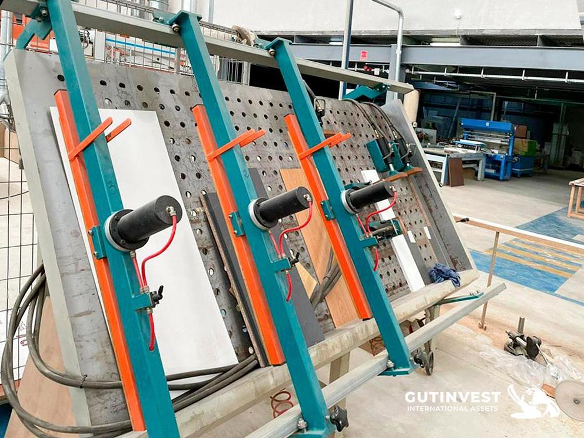 Usado 1 - Unidad productiva - Fabricante de mobiliario de madera - 7.