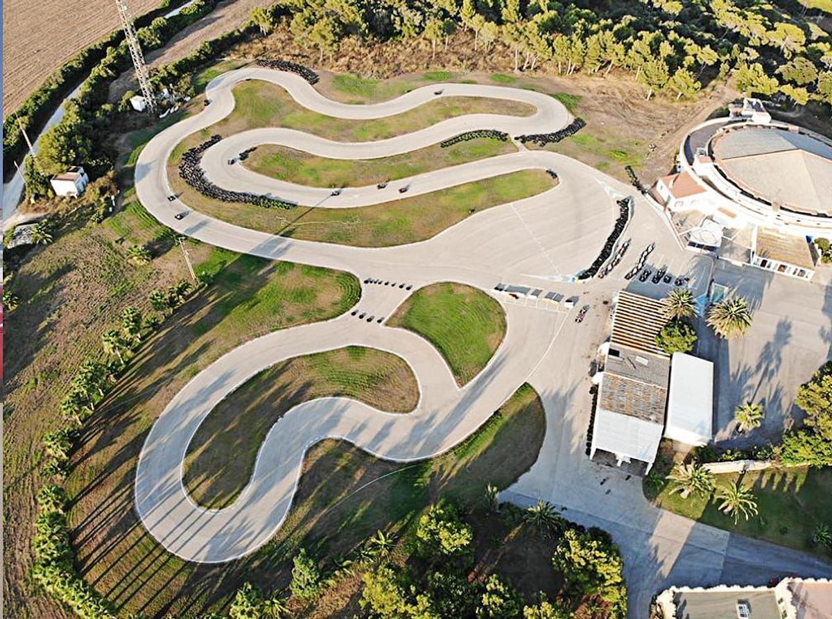 Used 1 - Tourist complex of 87.925m2; Builded surface 11.855m2