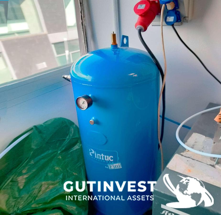 Used Air compressor