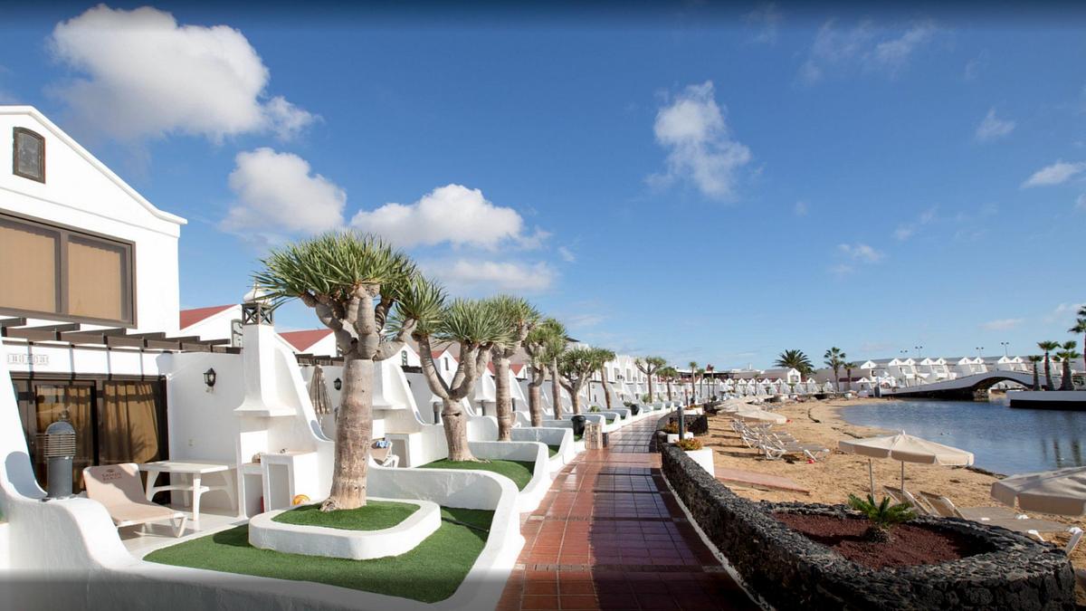 Usado 1 - Complejo turístico hotelero - 4 estrellas - 132 apartamentos