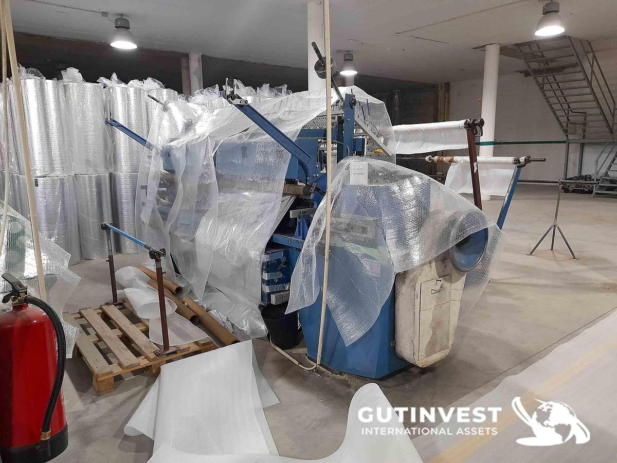 Used 2 - Insulation sewing machine