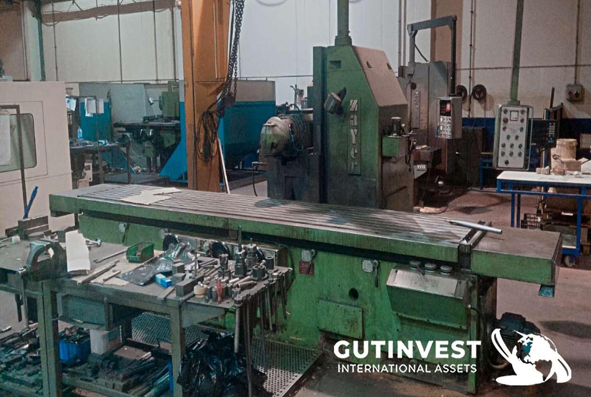 Used 2 - Milling machine