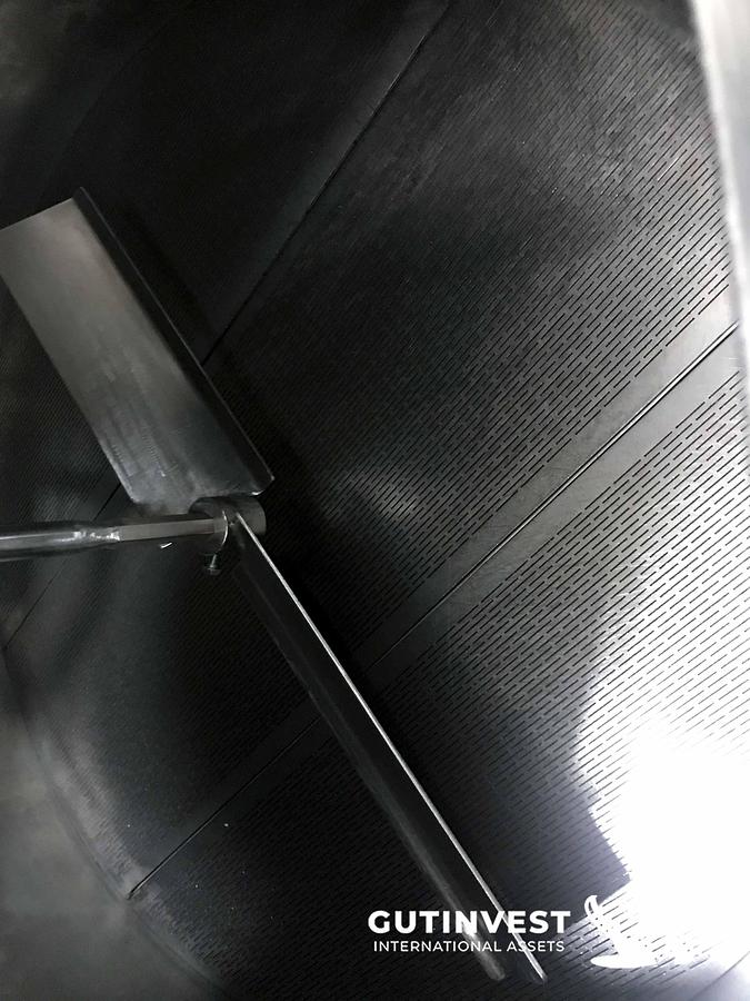 Usado 1 - Llenadora taponadora monobloc - botellas de 0,33 y 0,5lts.