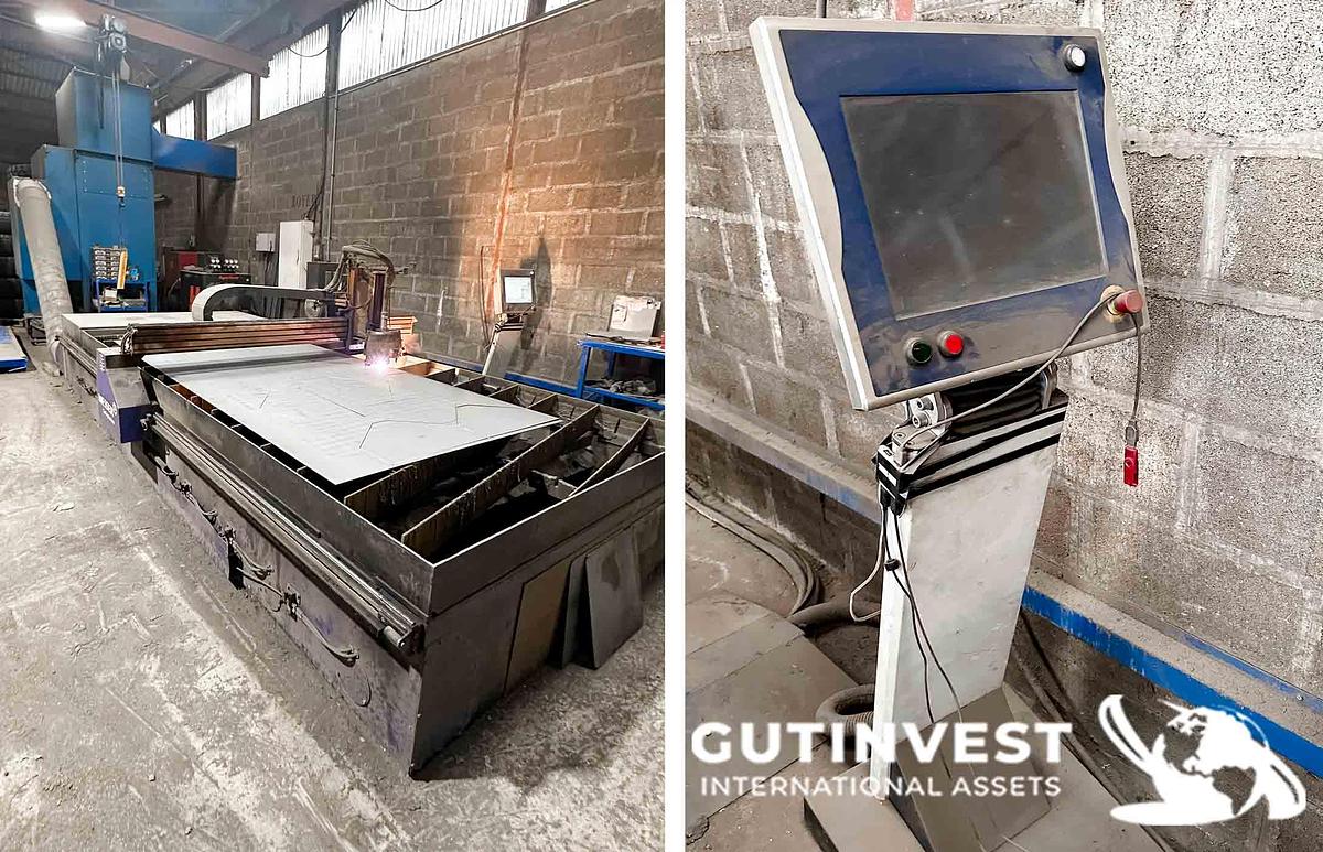 Used 1 - Plasma cutting machine